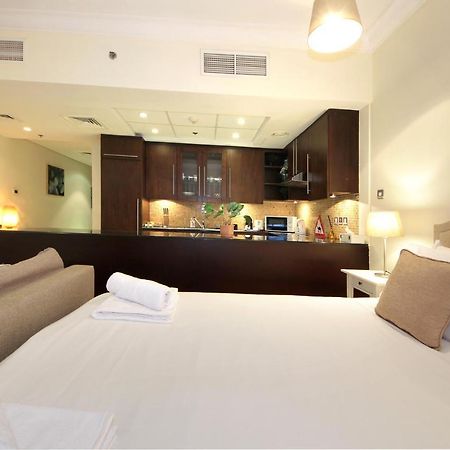 Prime Retreats - Downtown Dubai Lägenhet Exteriör bild