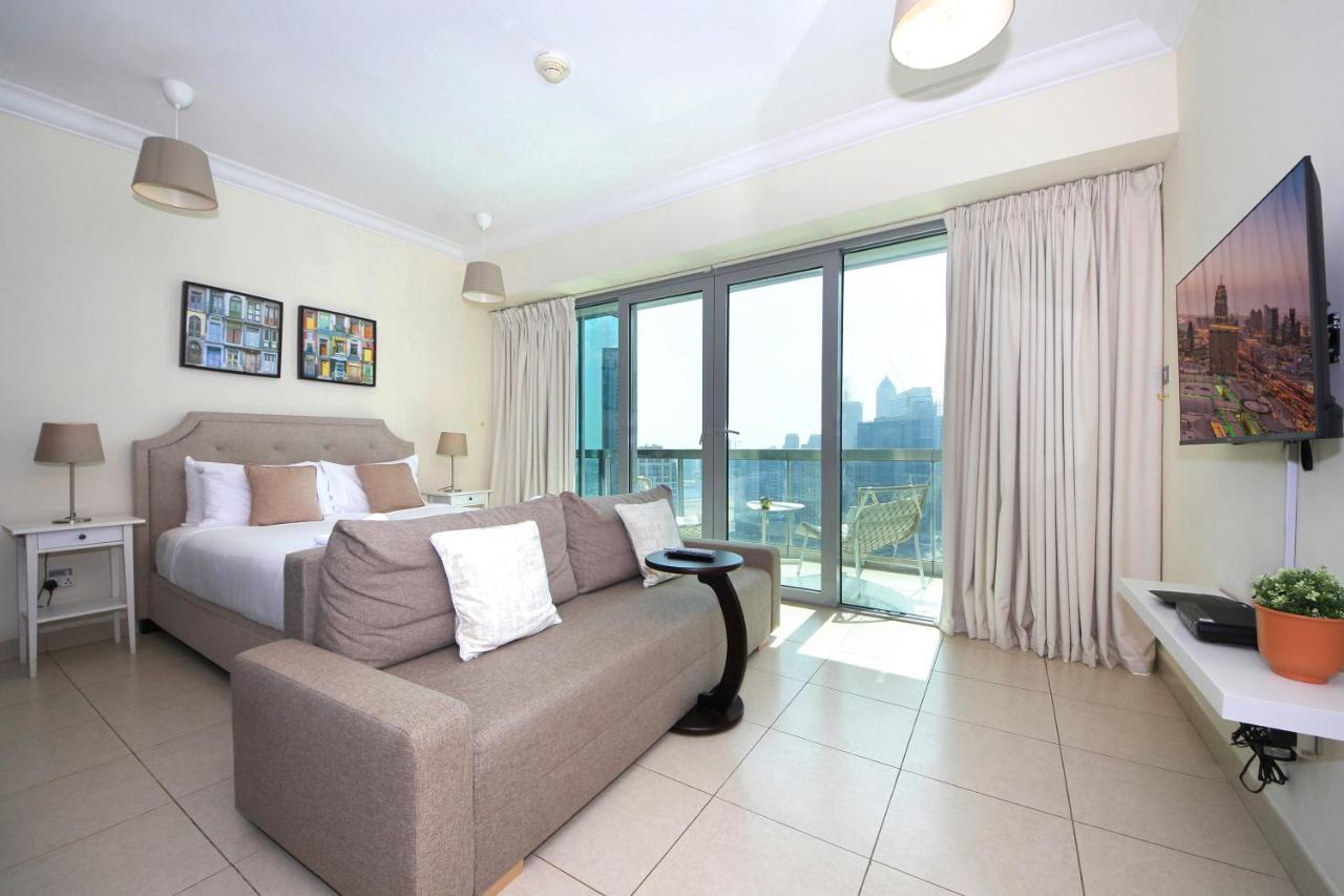 Prime Retreats - Downtown Dubai Lägenhet Exteriör bild